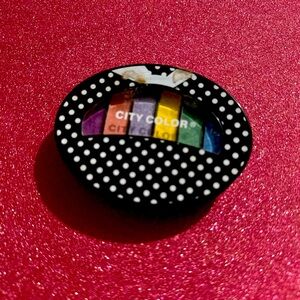 Brand new eyeshadow palette